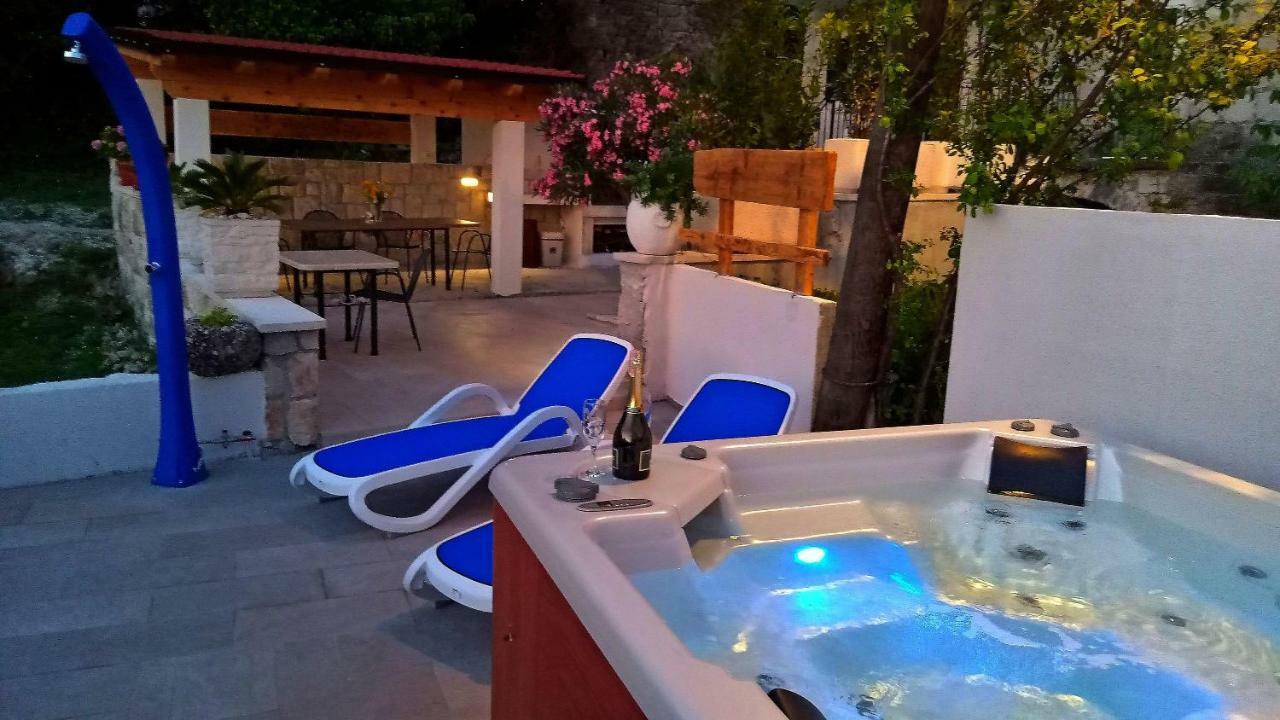 Apartmani Dalmacija Брела Екстер'єр фото