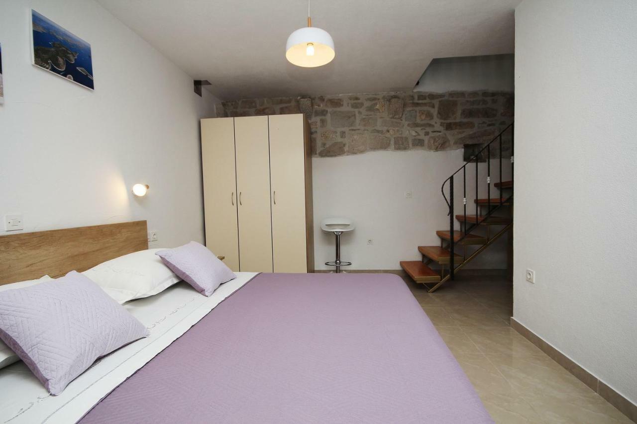 Apartmani Dalmacija Брела Екстер'єр фото