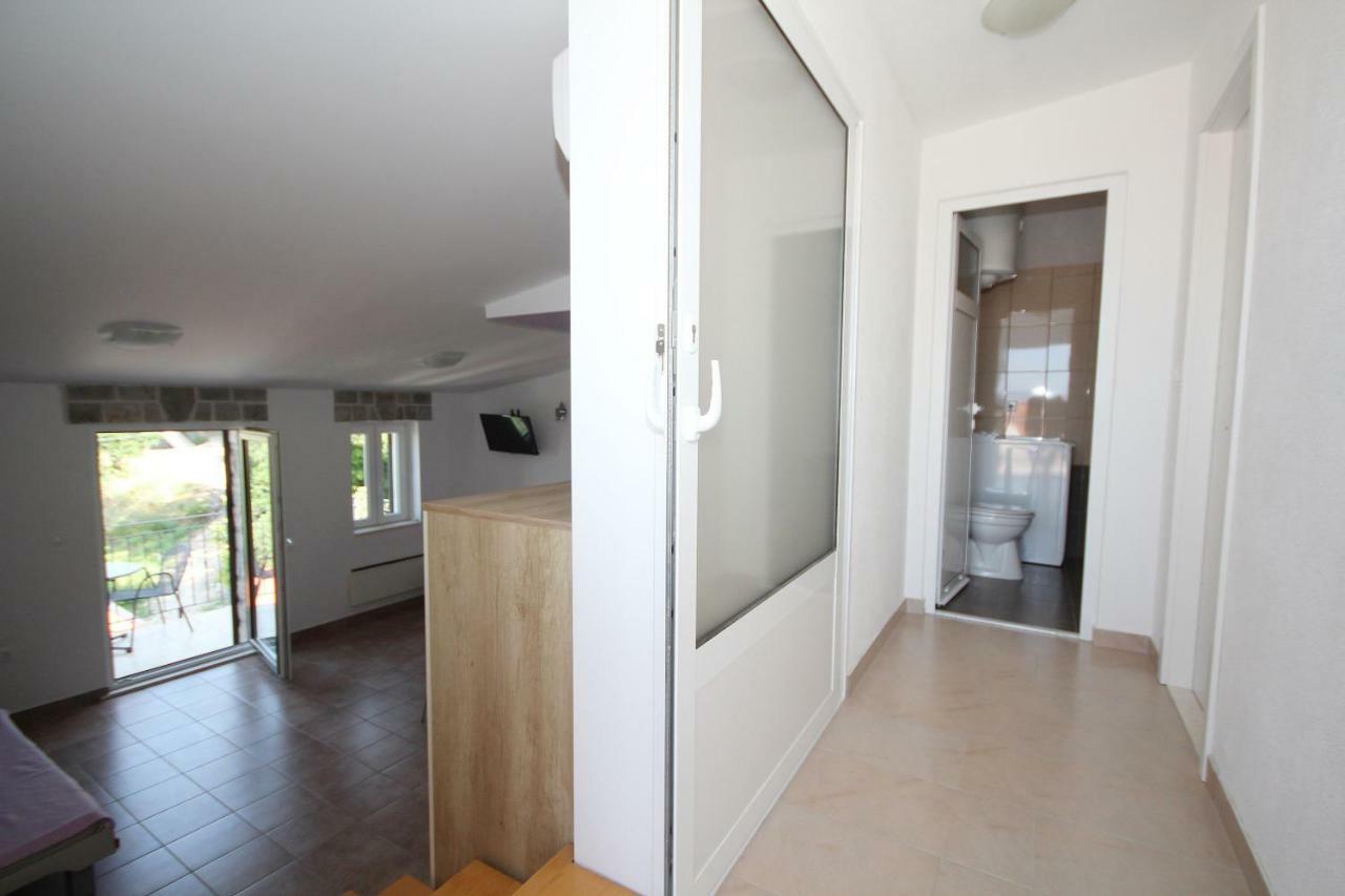 Apartmani Dalmacija Брела Екстер'єр фото