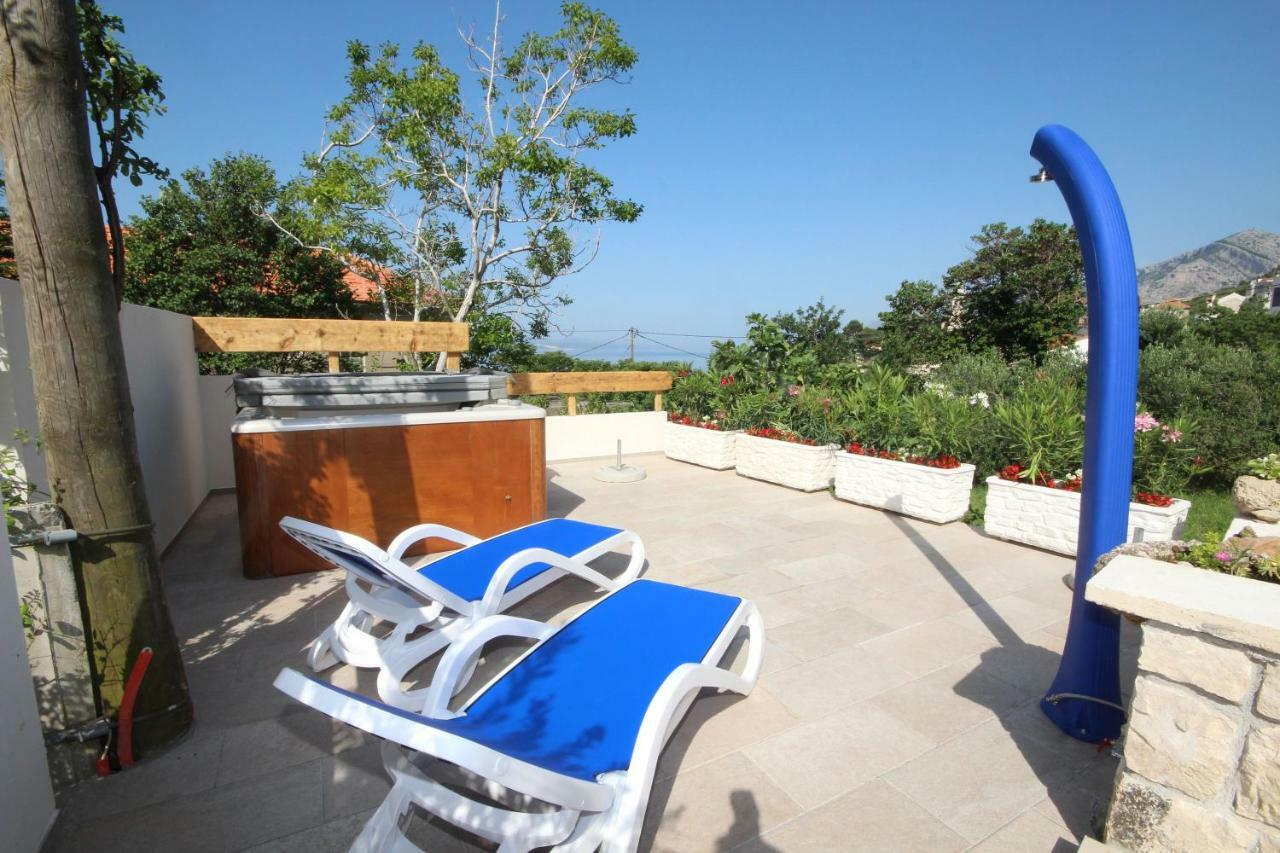 Apartmani Dalmacija Брела Екстер'єр фото